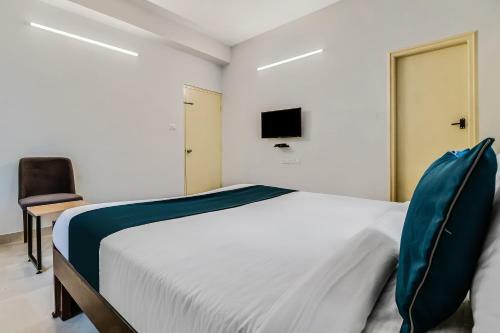 Hotel Silverkey Executive Stays 39706 Jeevanahalli Main Rd