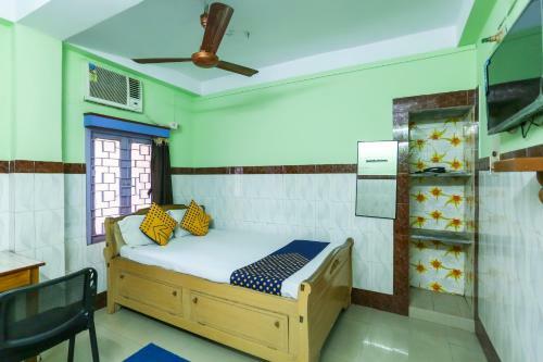 Vaccinated Staff - Oyo 1161 Hotel Golden Residency