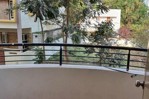 Apartamento Bangalore -1920 Yellow Stone