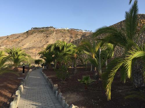 Villa M&f Golf Views. Walk To Beach