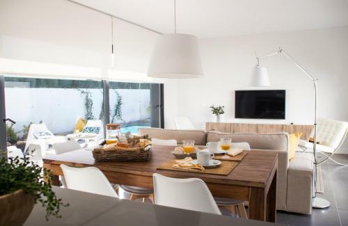 Sunrise Chalet Casilla de Costa