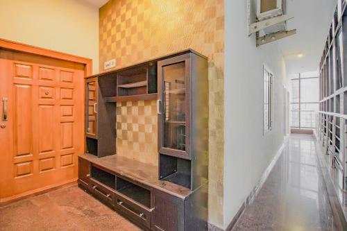 Capital O 77528 Smile Hotels