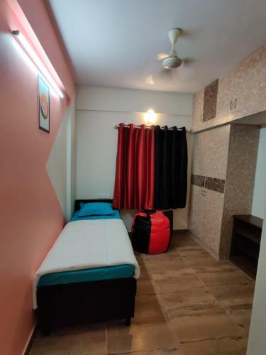 Hostal Lark Garden