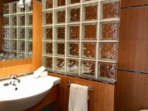 Apartamento Pineda Beach 1a L�nea de Mar & Parking