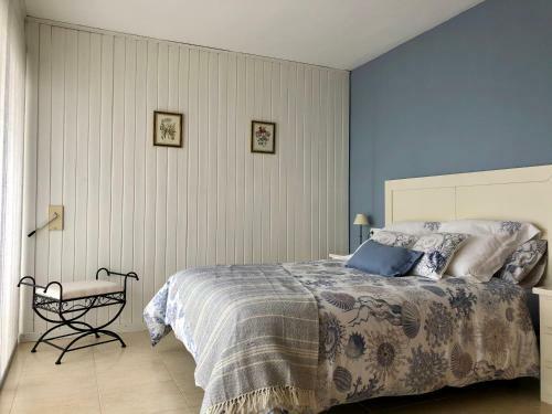 Apartamento Pineda Beach 1a L�nea de Mar & Parking
