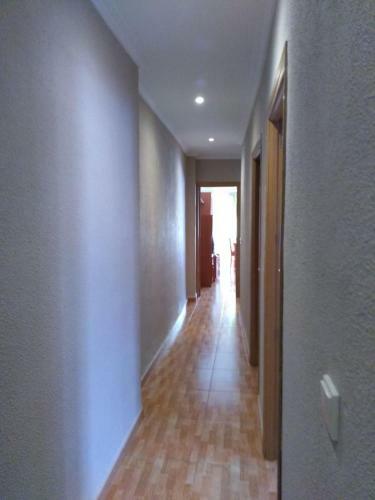 Apartamento Piso Centrico En Linares