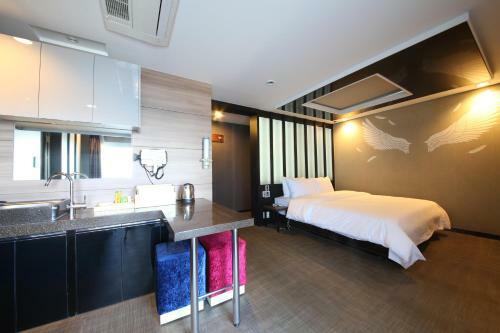Moonbayhotel