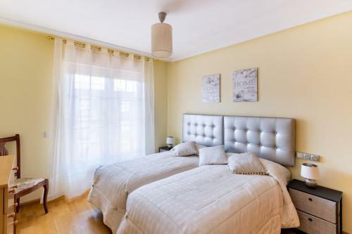 Apartamento Housingle�n - Parque de Las Artes Con Garaje