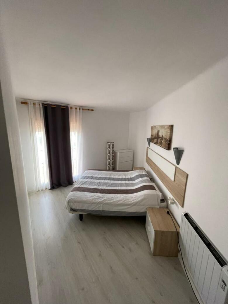 Apartamento En El Puerto de Llan�a!