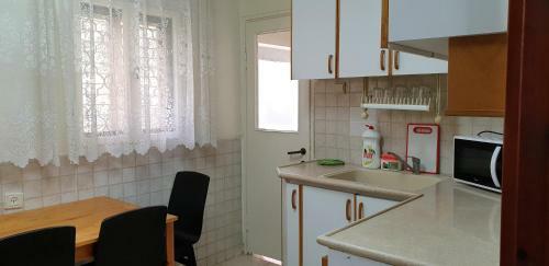 Road To The Beach Apartment By Domik