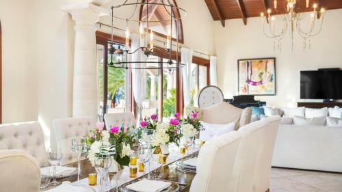 Sandcastle Villa & Beach House