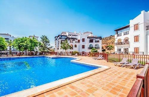 Apartamento Luxe Golf, Piscina & Playa
