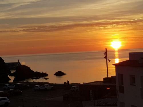 Apartamento Port de Llan�a , La Miranda