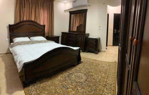 Amro Petra Apartment