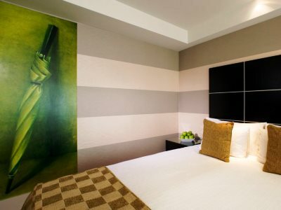 Hotel Park Plaza Riverbank
