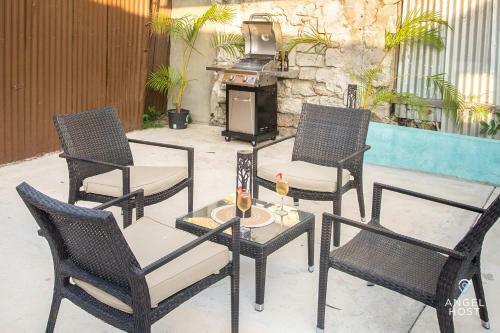 Perfect Barbados Getaway With Beaches In Walking Distance