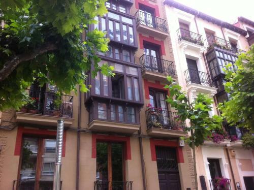 Apartamento Piso Con Encanto En Zona de Tapas