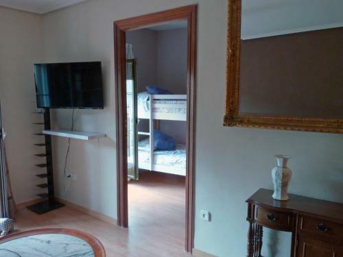 Calle San Bartolom�, 7 - 2. Piso Tur�stico