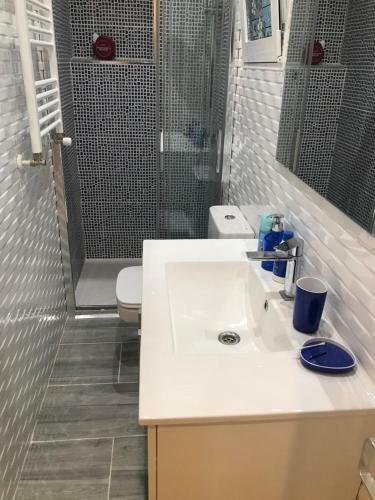Calle San Bartolom�, 7 - 2. Piso Tur�stico