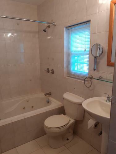 Apartamento Airbnb Moon Gate West