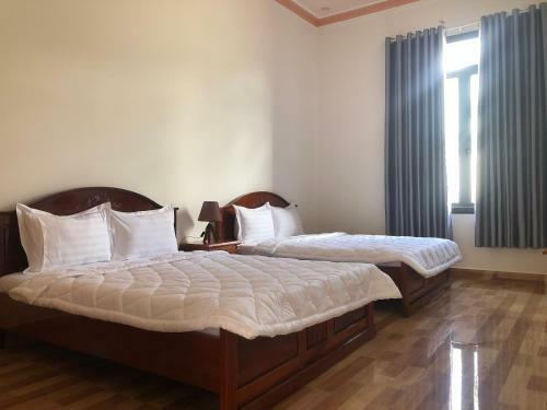 Hotel Kh�ch S?n Nguy�n Long