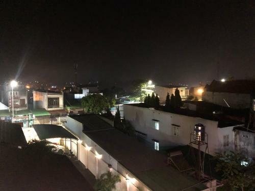 Hotel Kh�ch S?n Nguy�n Long