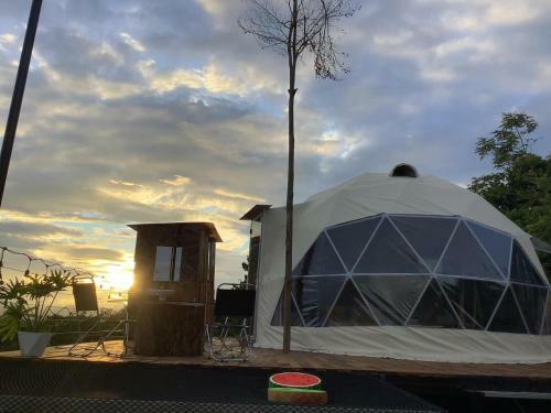 Hostal ?amb'ri Top View Farmstay & Glamping