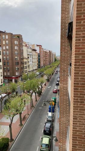 Apartamento Logro�o Ayuntamiento