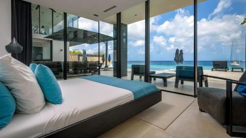 Exclusive Private Beach Villa (Newly Built!)
