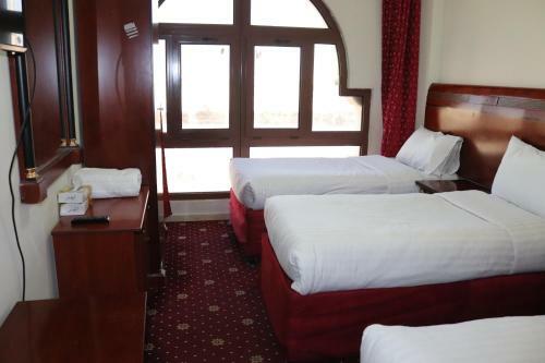 Hotel Karam Taibah Almasi