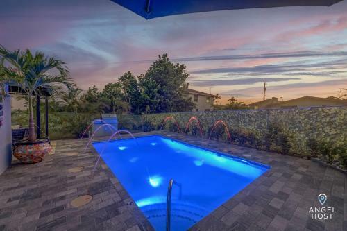 Impressive Private Pool Mandevilla Home 3 Min To Welches Beach