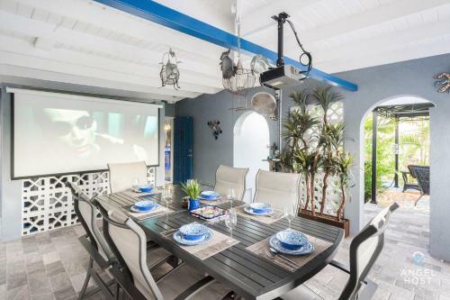 Impressive Private Pool Mandevilla Home 3 Min To Welches Beach