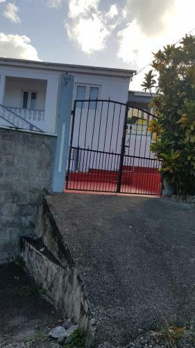 Charming Tropical 2-bed House In Soufriere