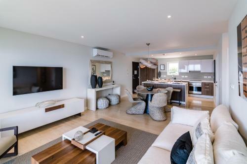 Apartamento Luxury Island View Suite With Pool
