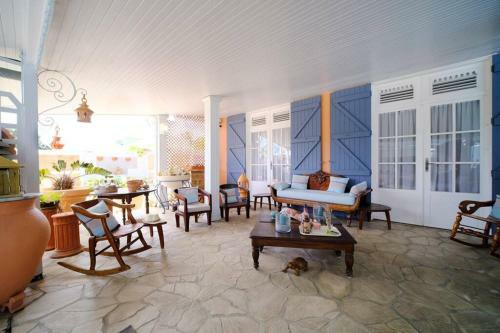 Bungalow de Charme Avec Piscine Priv�e