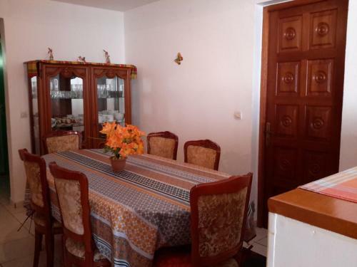 Apartamento Charmant Bas de Villa Traditionnel Tout Confort