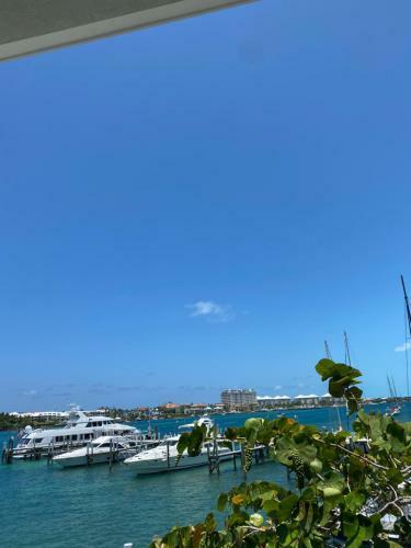 Bahamas Pink N White Castel Beach Getaway