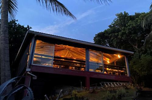 Apartamento Almost Paradise Cottage Retreats