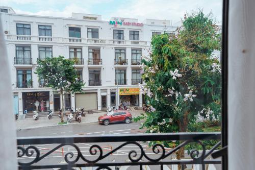 Hotel Luxhome Suite - Vincom Xu�n Kh�nh