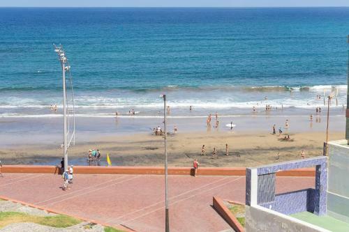 Canteras Beach Front Luxury Apartament