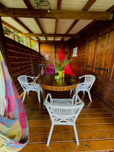 Bed & Breakfast Les Lodges Des Hauts de Deshaies