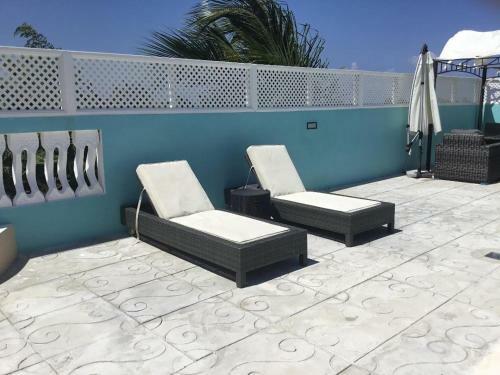 Hostal Cool Breeze Discovery Bay