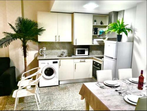 Apartamentos Beach&pool, 365 Days Open In Fenals Beach