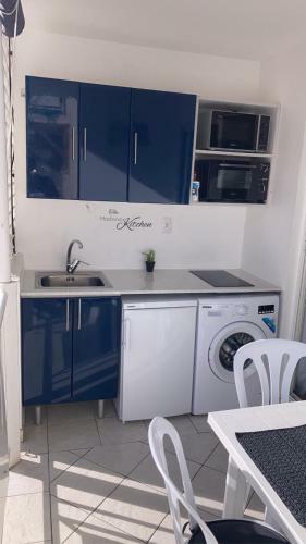 Apartamento Studio Ana Plage Et Piscine 100 M de La Plage