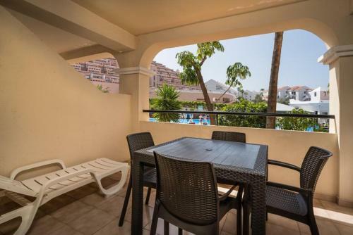 Cosmocom Apartments In Tenerife