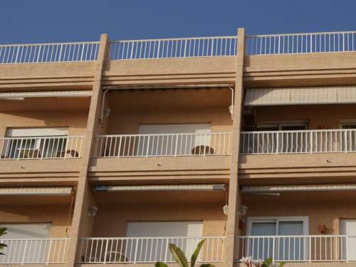 Apartamentos Vista Bah�a - Seafront Terrace
