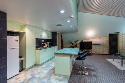 Hotel Sails Geraldton Accommodation
