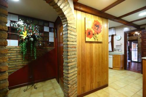 Casa Tur�stica ''los Chaleco'' En Lumbreras Con Terraza Privada.