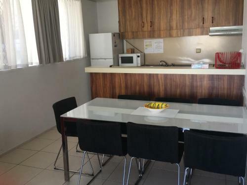 Aparthotel Merrima Court Holidays