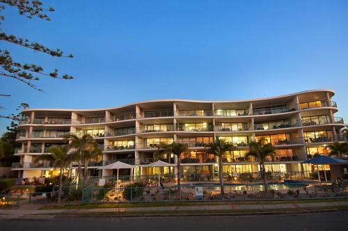 Hotel The Norfolks On Moffat Beach
